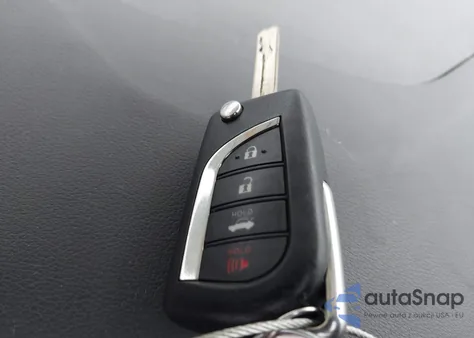 2024 Toyota Corolla Le z USA, uszkodzony, nr VIN 5YFB4MDE9RP112387